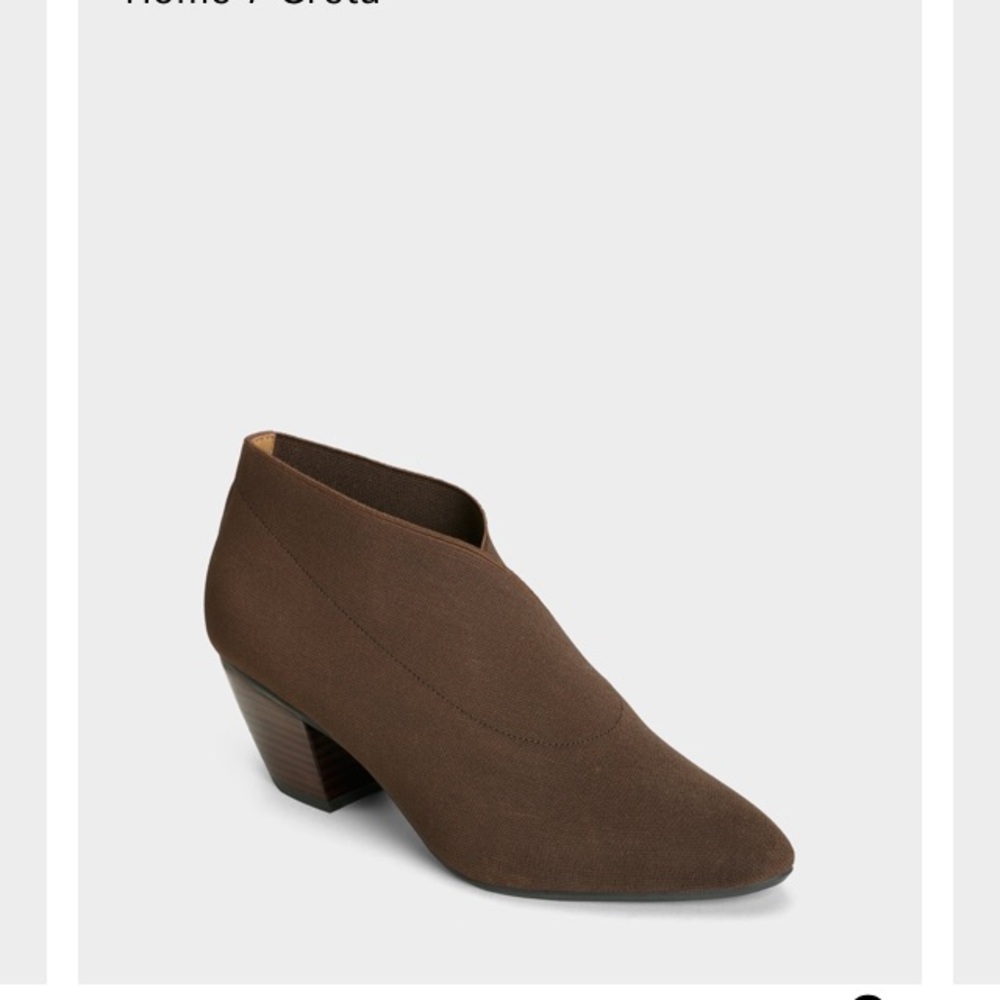 Aerosoles Greta Brown stretch fabric like boot 11M